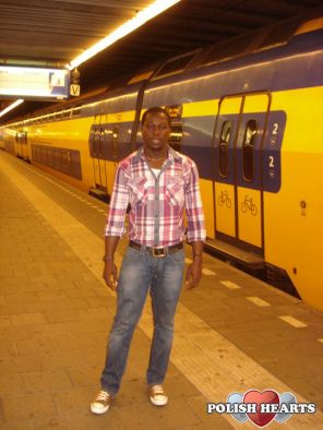i am called nesta from  Holland .
i am a very nice guy any woman will like to have a partner
i am here to look for my dream woman
if only i will get it here.
i want a very serious relationship that can lead to something like marriage