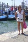 chica949