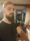 Broda teraz dużo kr&oacute;tsza, ale rosnie