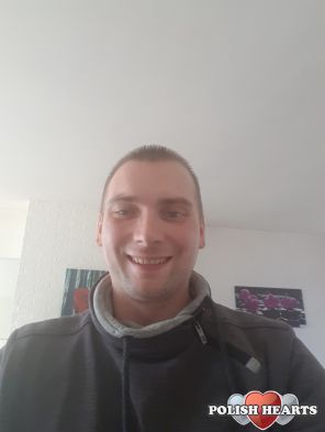Morda się śmieje 