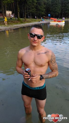 dy7as