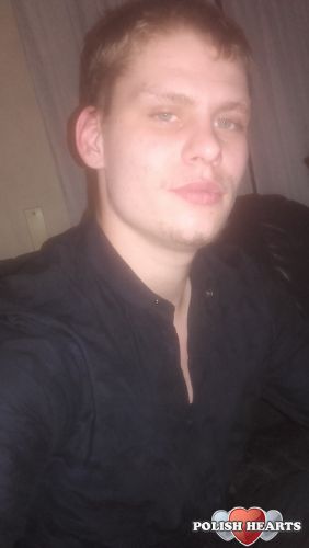 Może znajdę tu chętna Panne kt&oacute;ra  szuka kawalera ;) Chętnie poznam właśnie Ciebie 