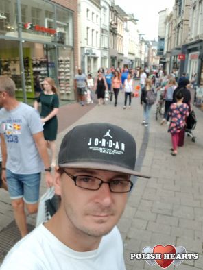 Tomek16688