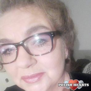 Nieśmiała romantyczka lubiąca podr&oacute;że