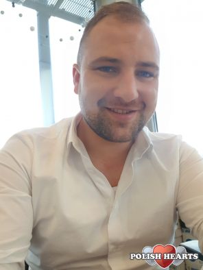 19Adrianek90