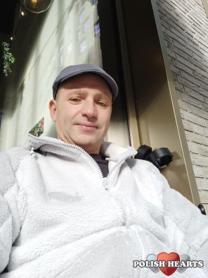 TOMEKTomekT2 TOMEKTomekT2