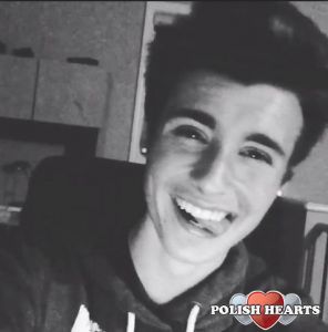 Oto taki ja :D zwariowany A na co dzień Poważny:P chcesz więcej moich zdjęć? Napisz 